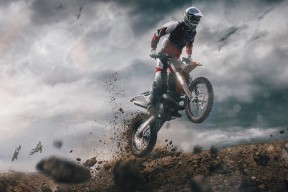 梅德韦杰夫连续三场零封，统治硬地赛场，梅德韦杰夫视频