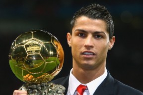 德甲替补席攻击力球队轮换发挥重要作用，德甲几个换人名额