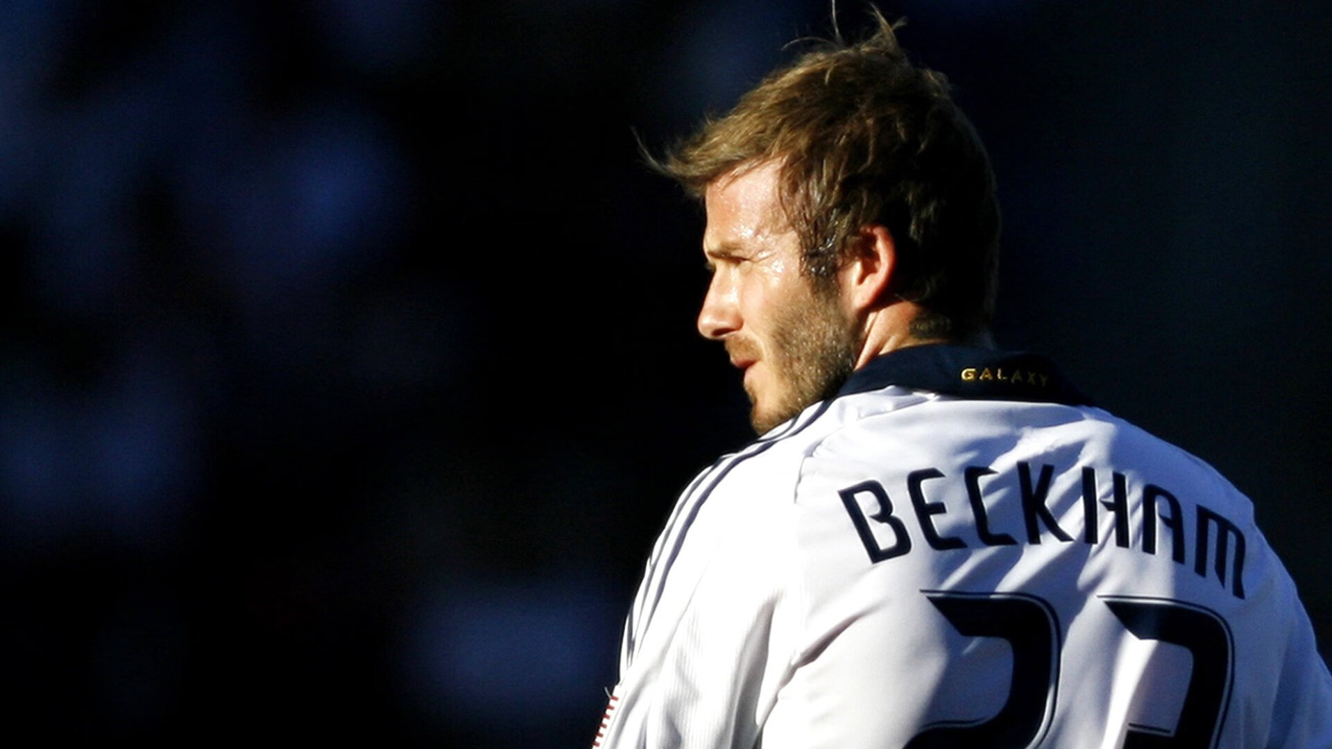 孔帕尼带队6连胜，世俱杯冠军遭遇惨败，32岁神锋梅开二度，孔帕尼什么水平